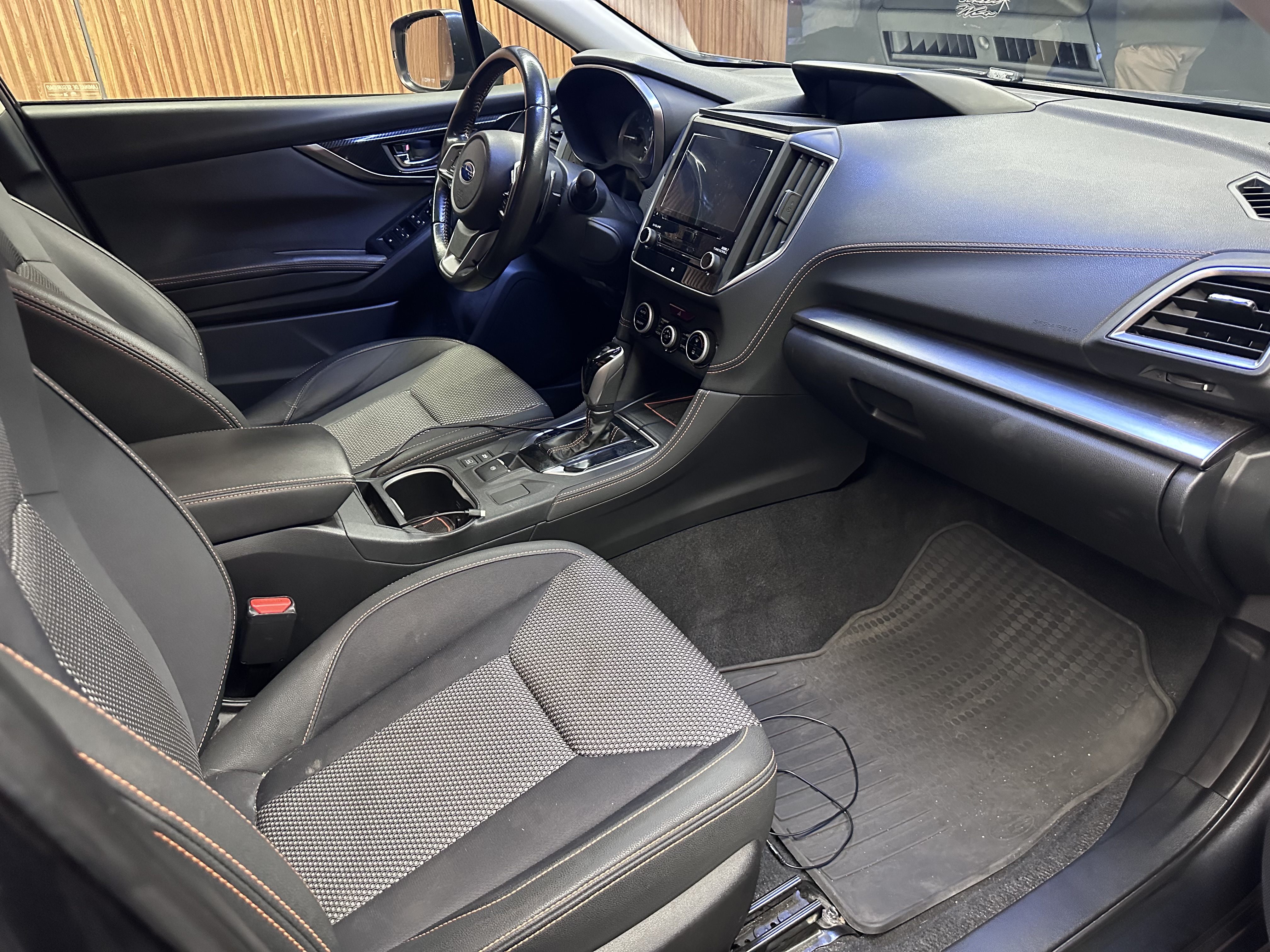 Subaru Xv — foto 14 de 17