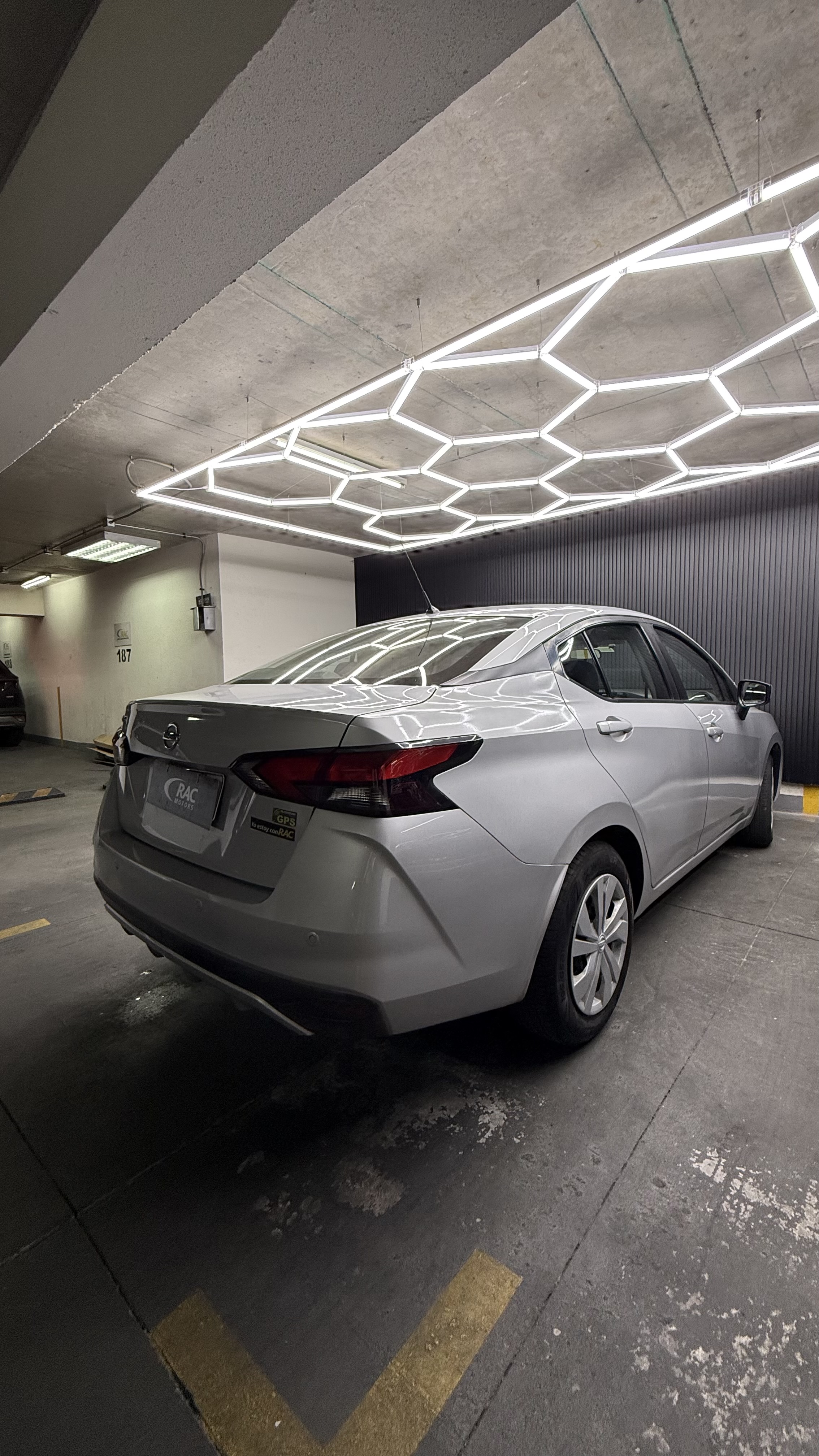 Nissan Versa 2021 — foto 6