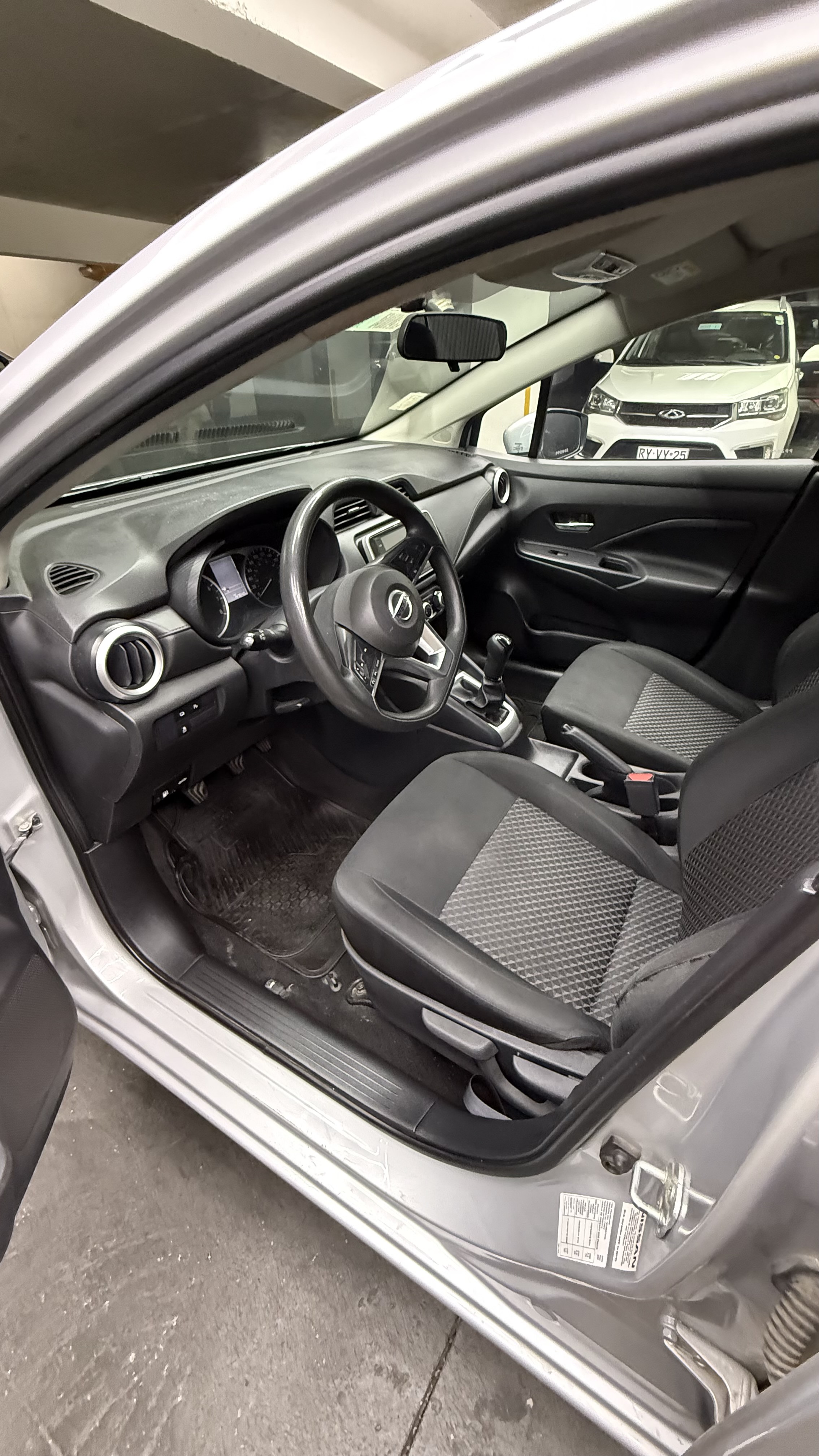 Nissan Versa 2021 — foto 9