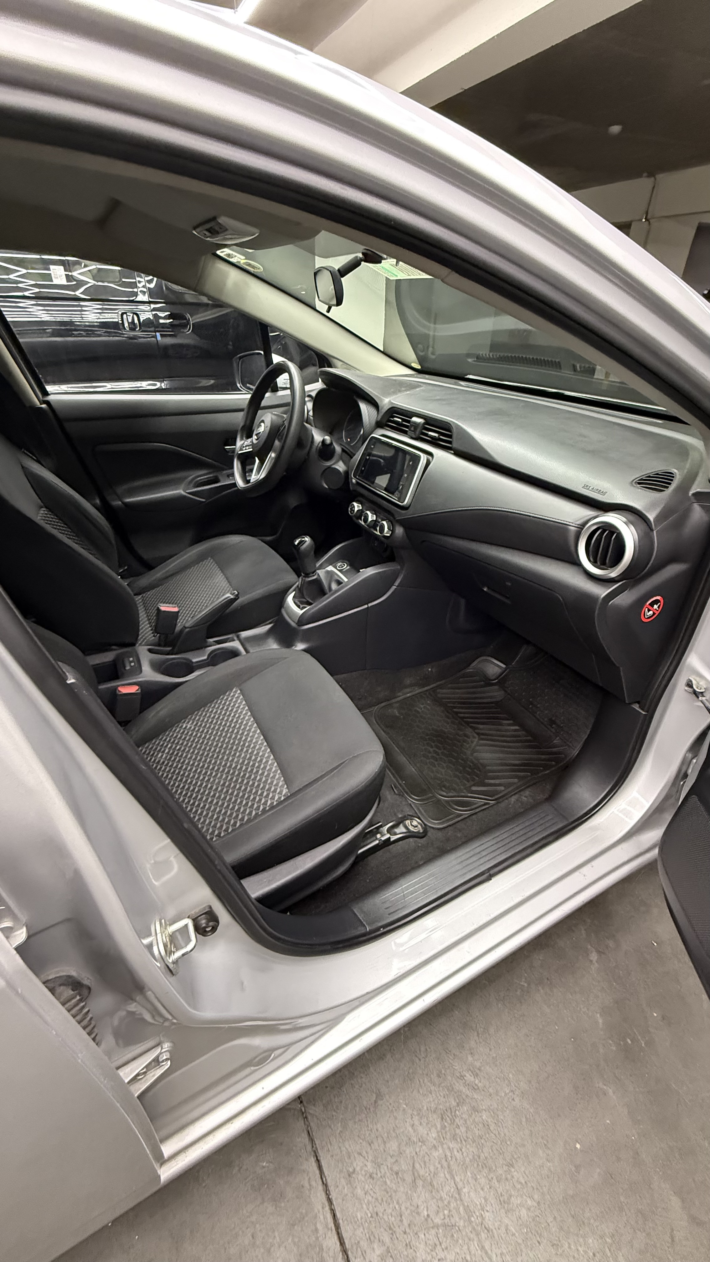 Nissan Versa 2021 — foto 11