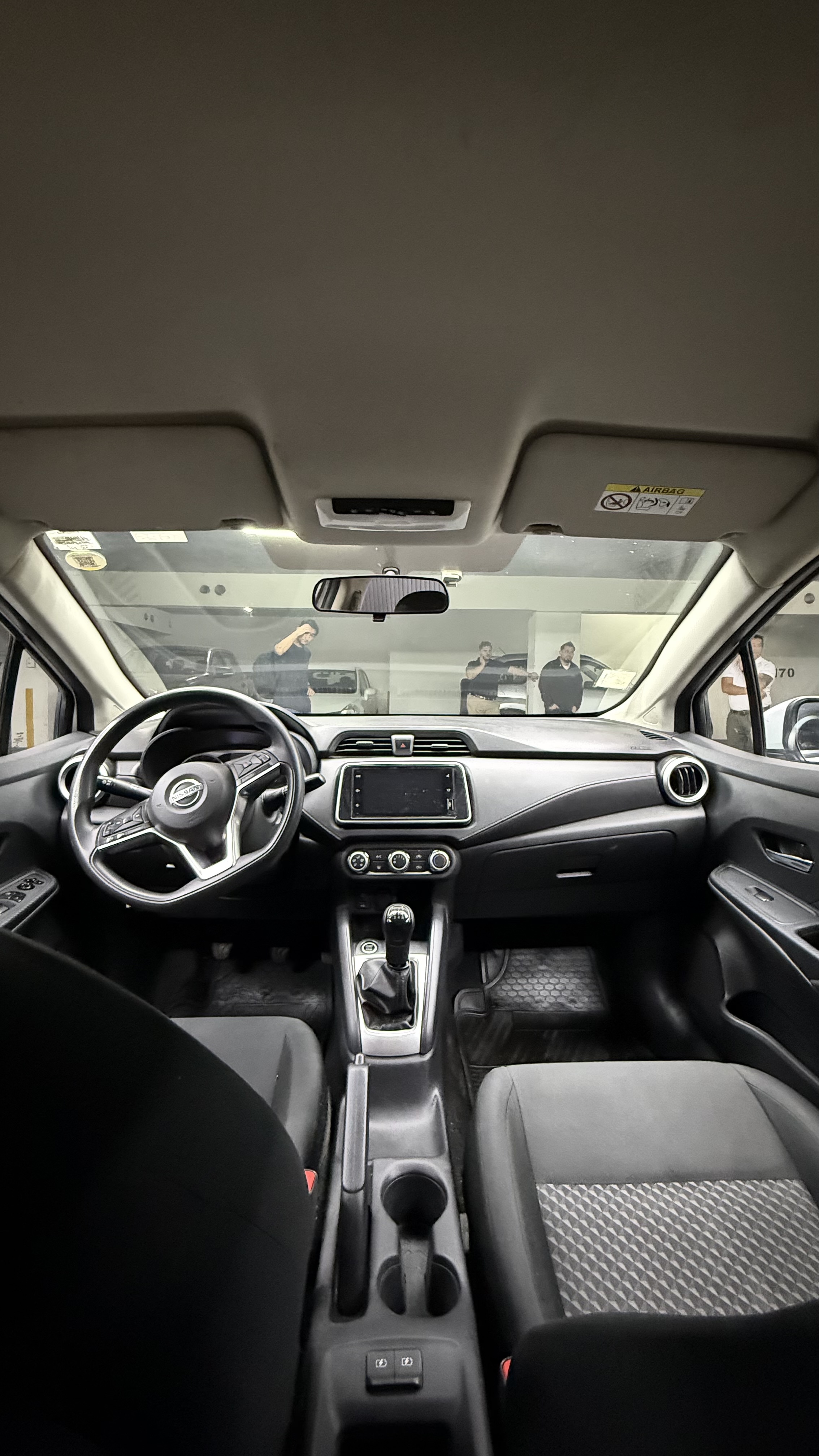 Nissan Versa 2021 — foto 13