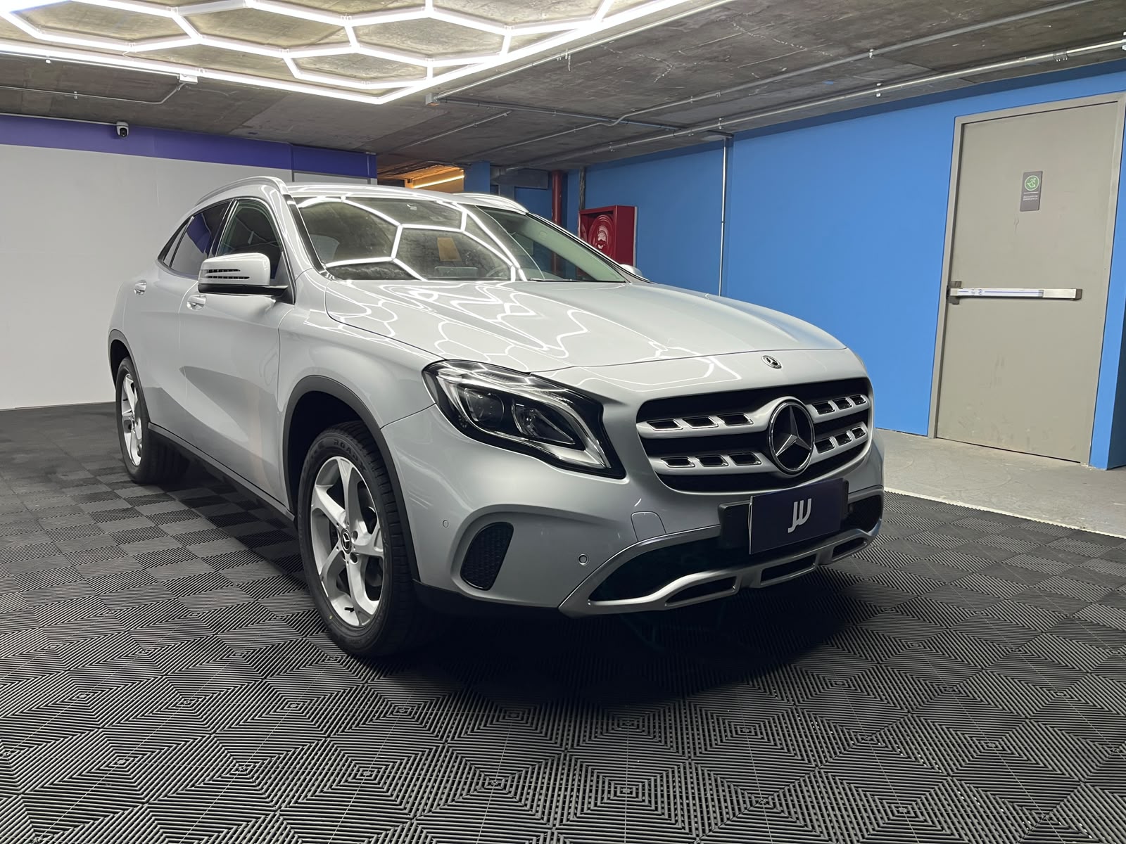 Mercedes-Benz Gla200 — foto 3 de 17