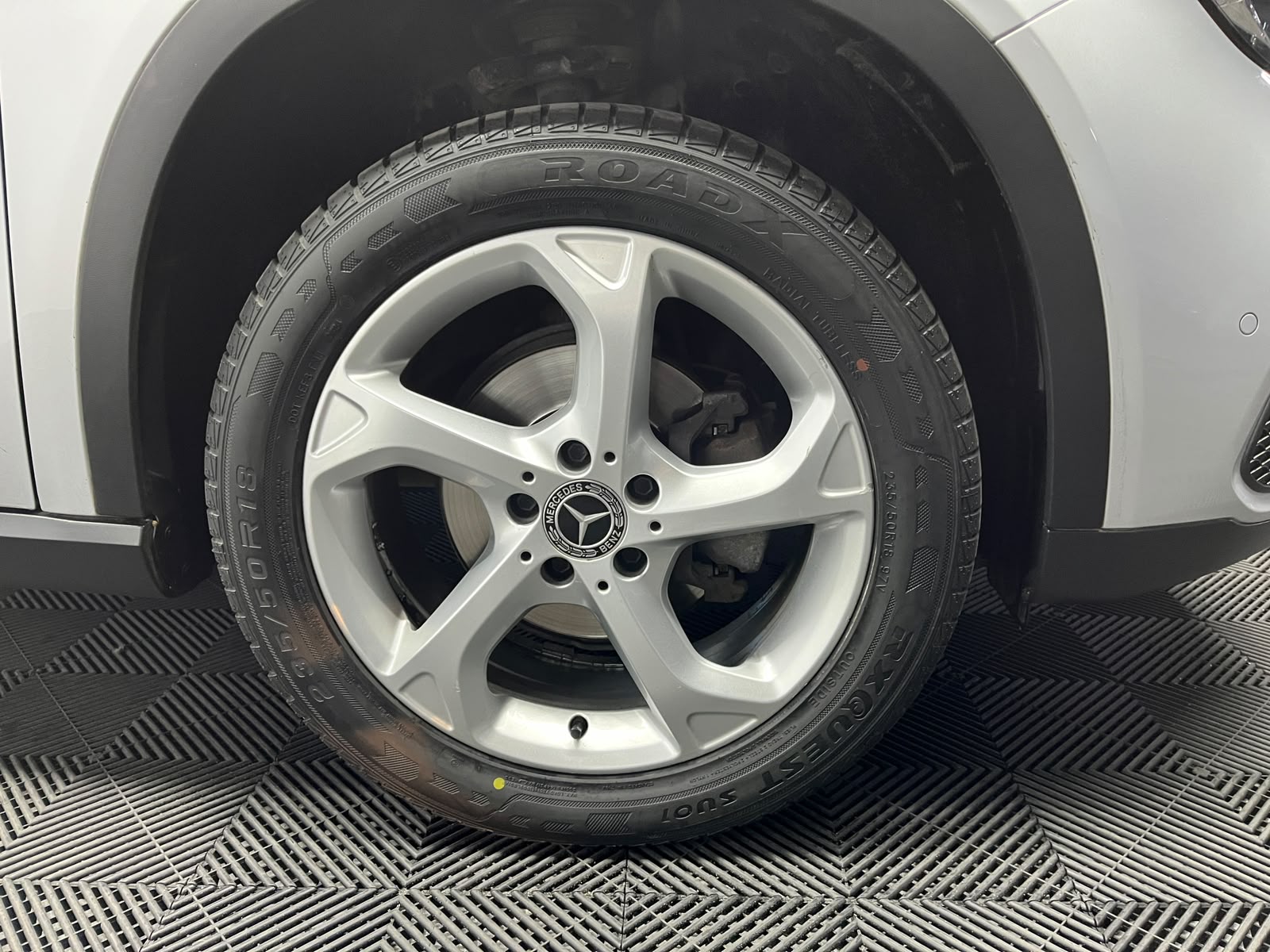 Mercedes-Benz Gla200 — foto 7 de 17
