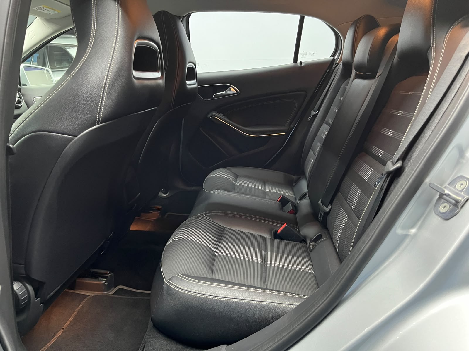 Mercedes-Benz Gla200 — foto 16 de 17