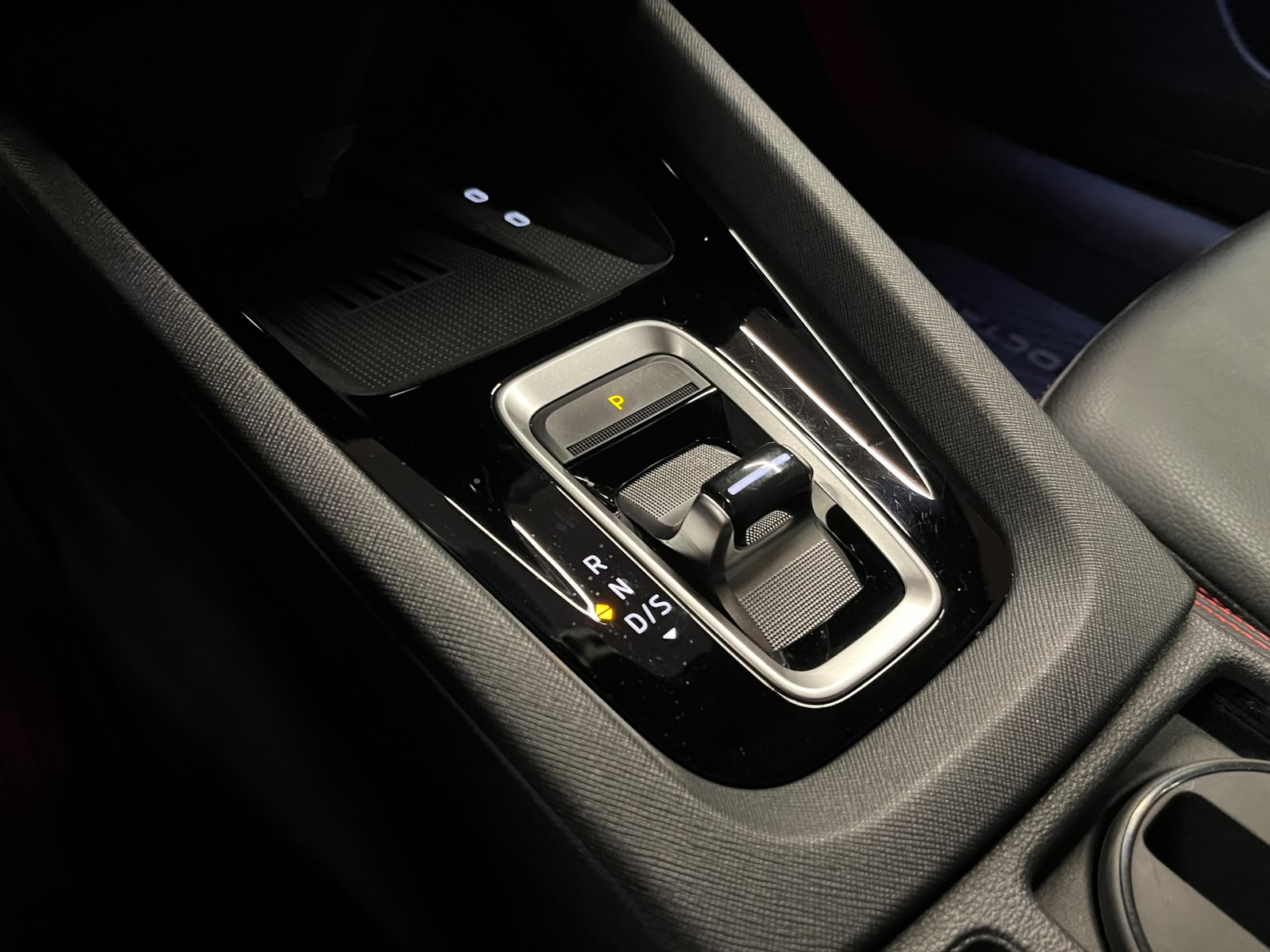 Škoda Octavia — foto 9 de 16