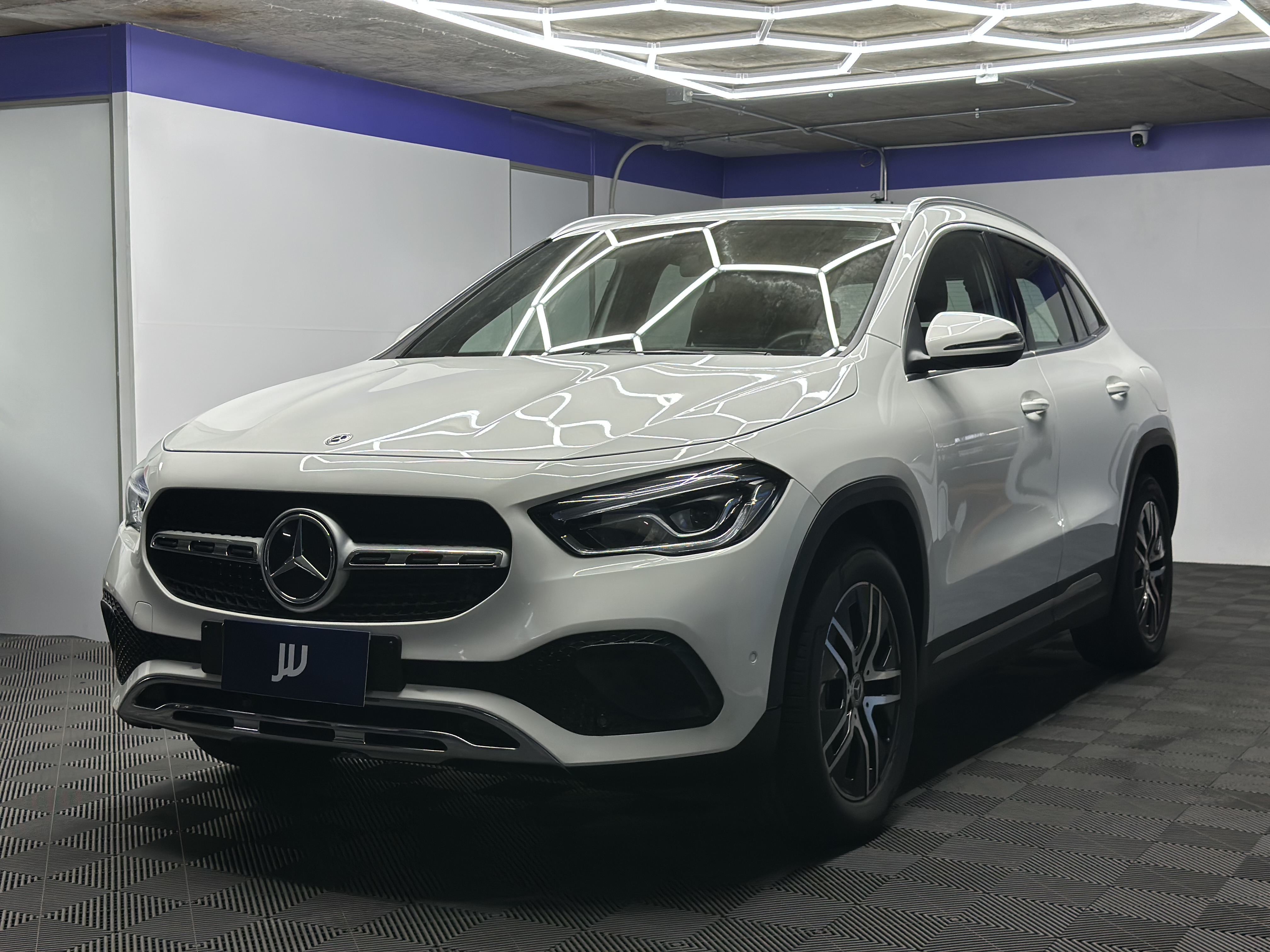 Mercedes-Benz Gla200 — foto 3 de 19