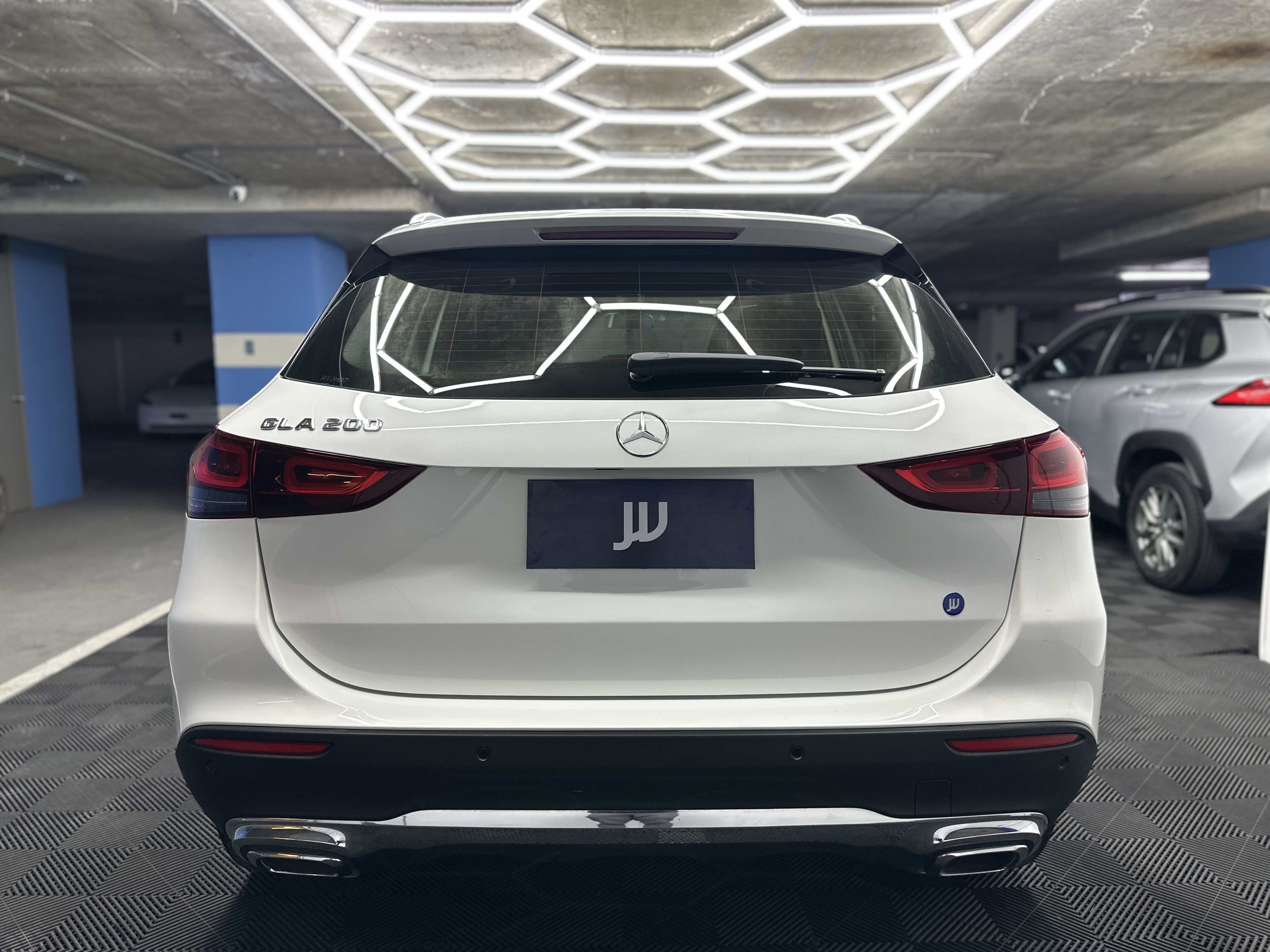 Mercedes-Benz Gla200 — foto 5 de 19