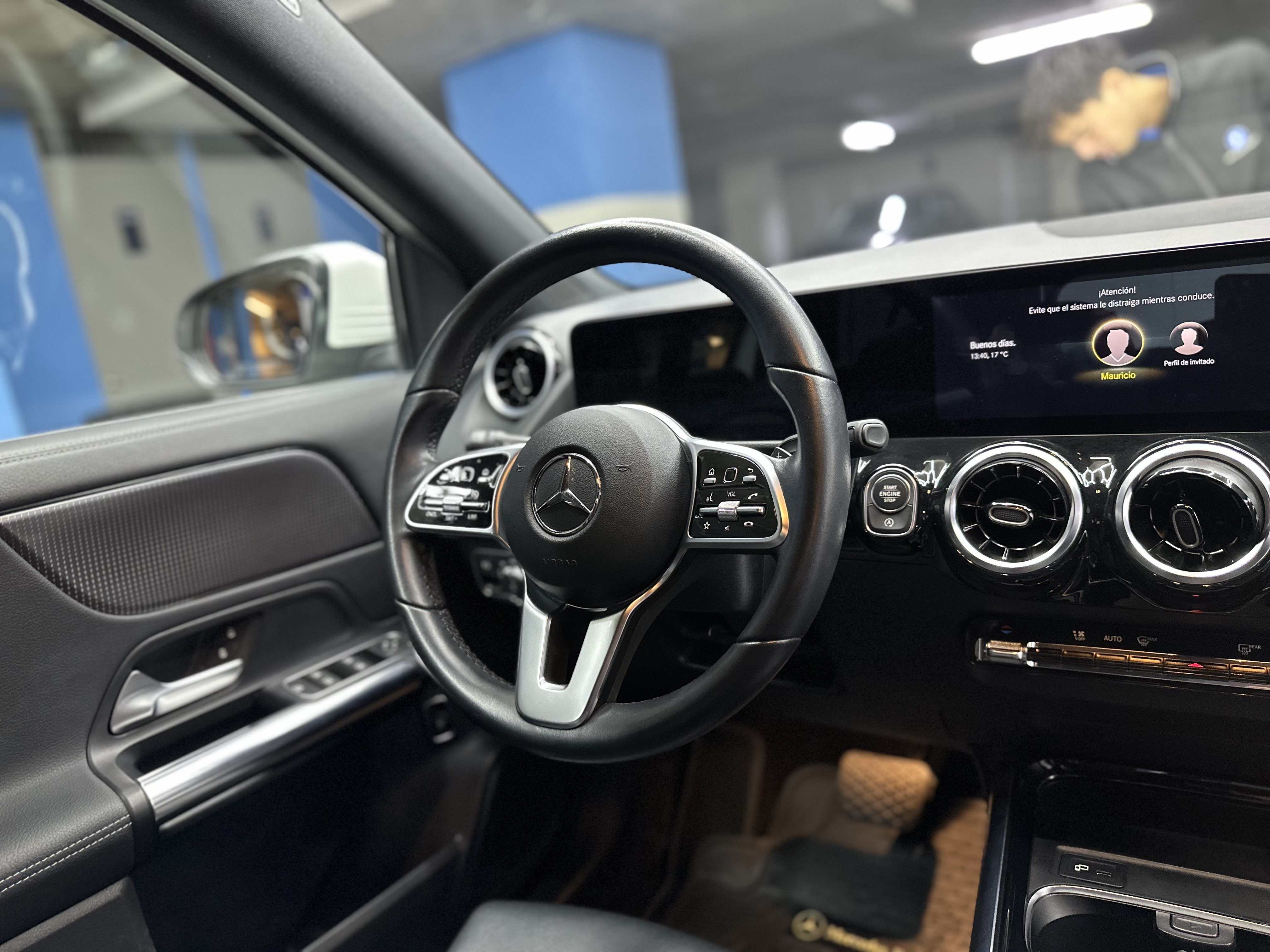 Mercedes-Benz Gla200 — foto 18 de 19