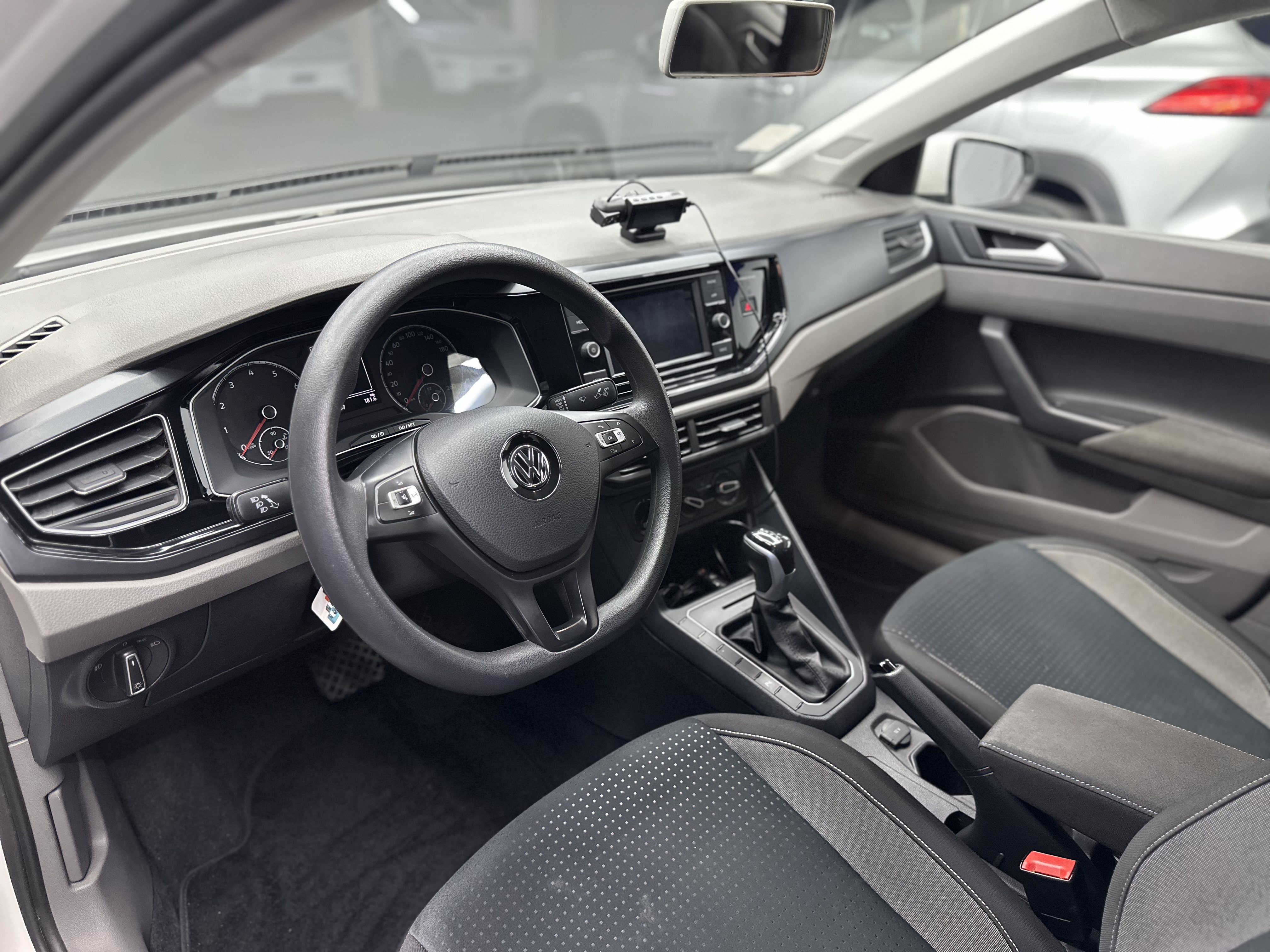 Volkswagen Virtus — foto 7 de 16