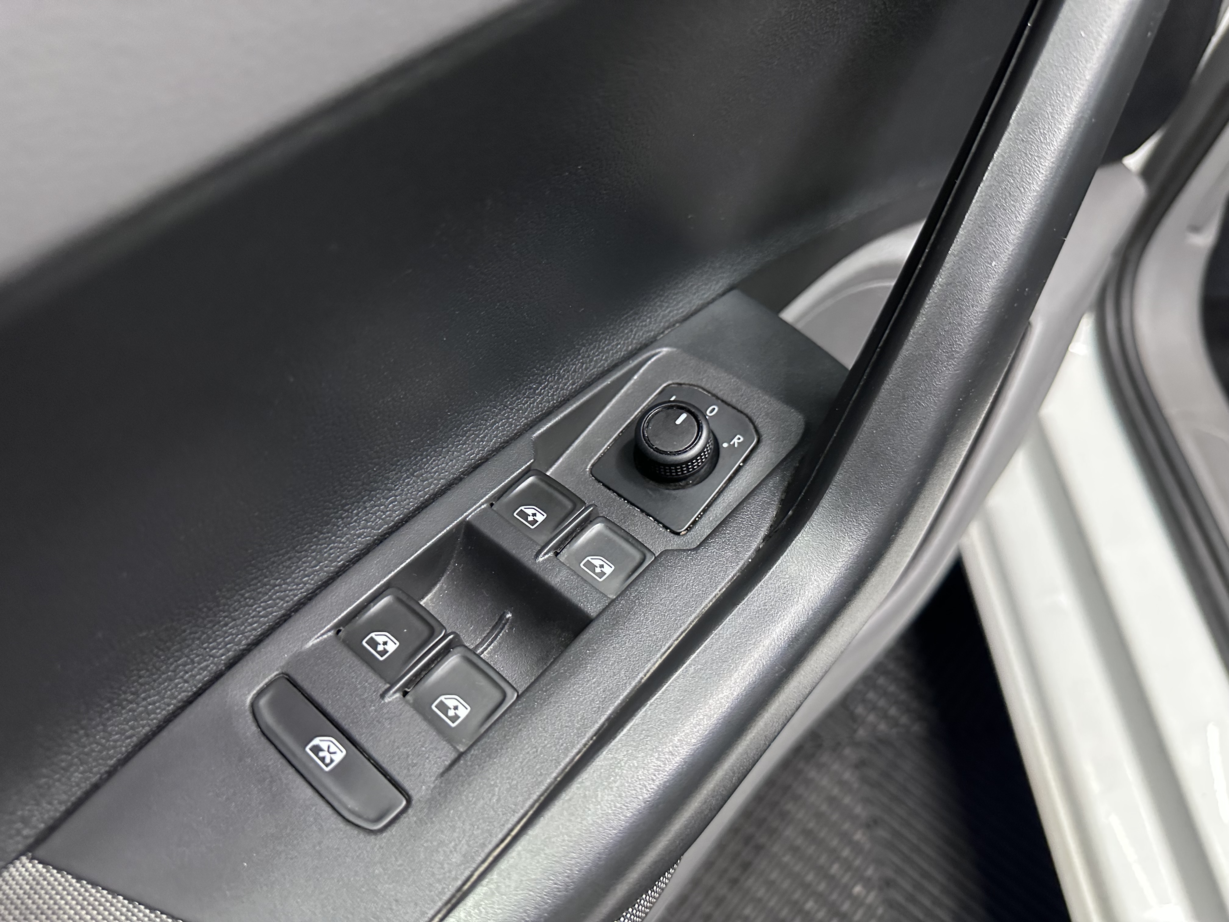 Volkswagen Virtus — foto 8 de 16