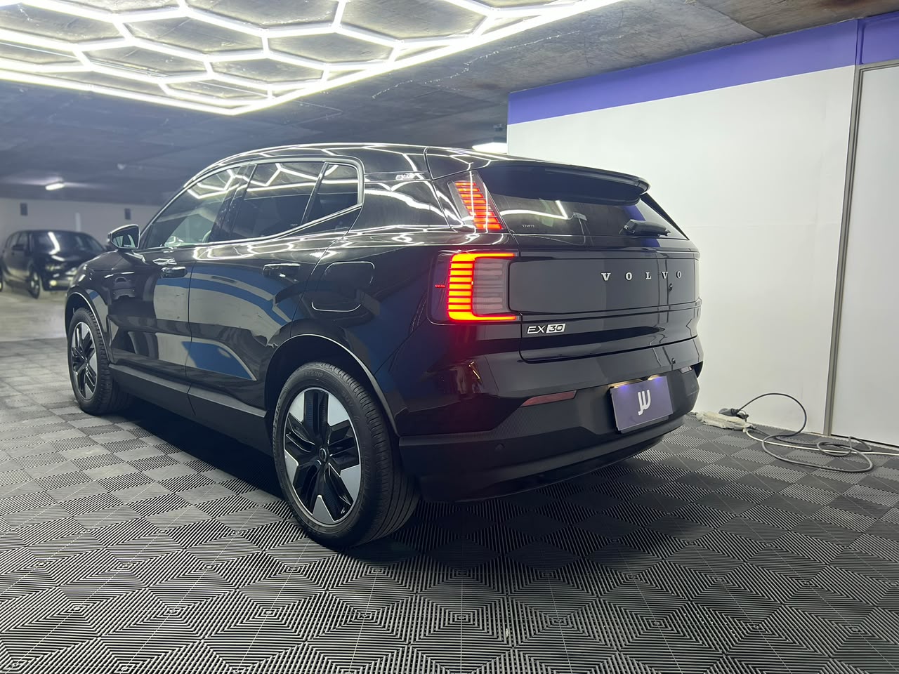 Volvo Ex30 — foto 6 de 13