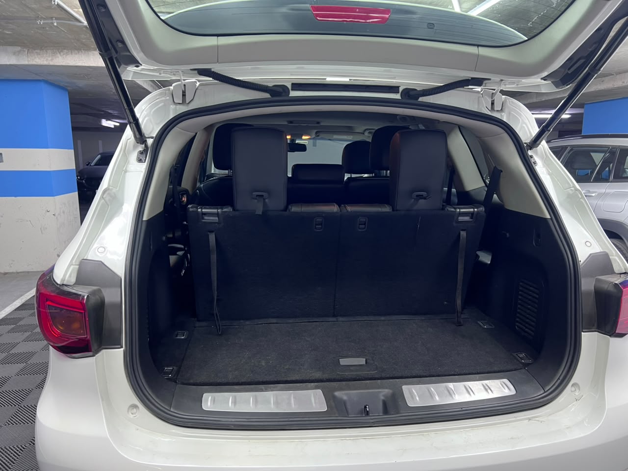 Infiniti Qx60 — foto 12 de 17