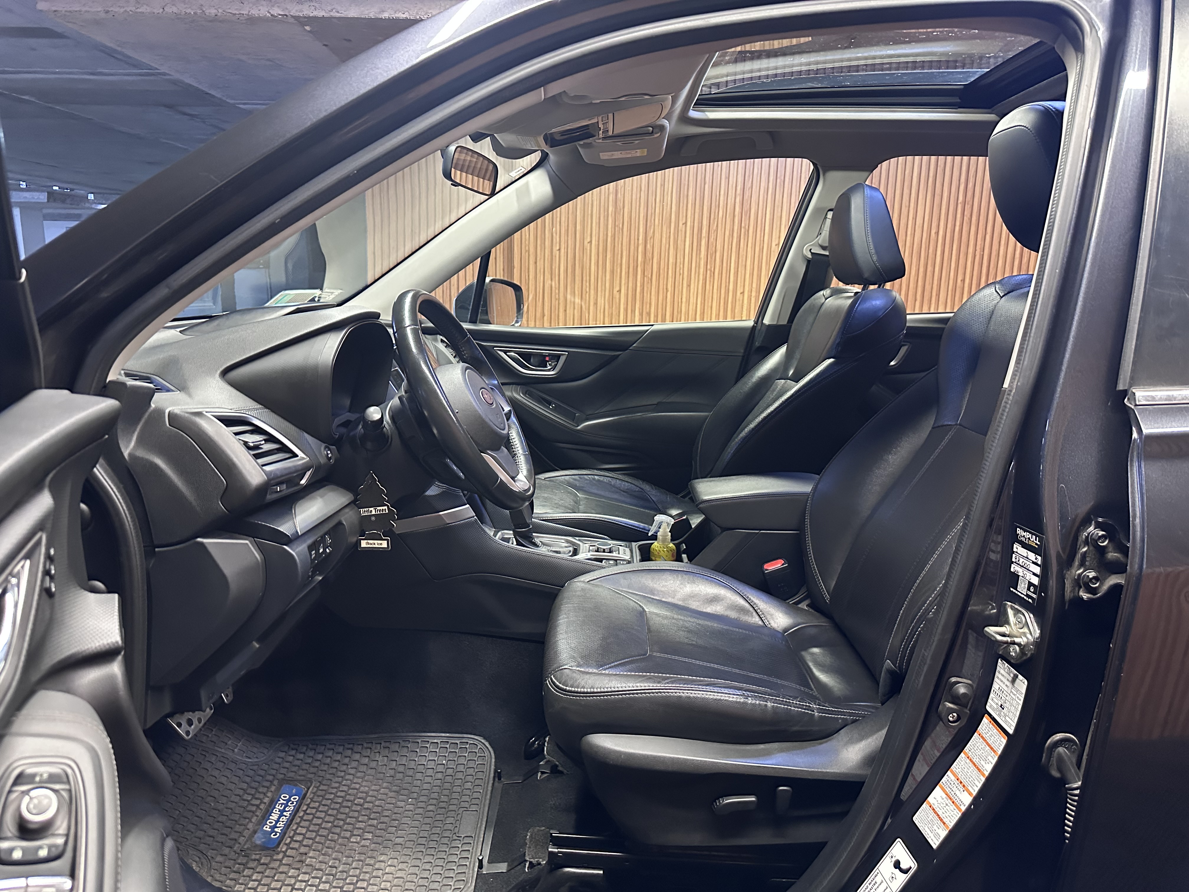 Subaru Forester — foto 9 de 17