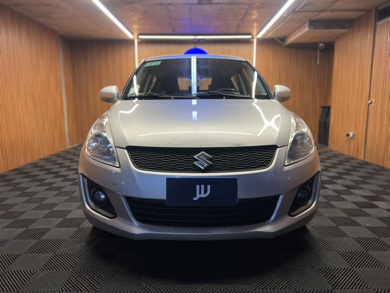 Suzuki Swift — foto 2 de 14